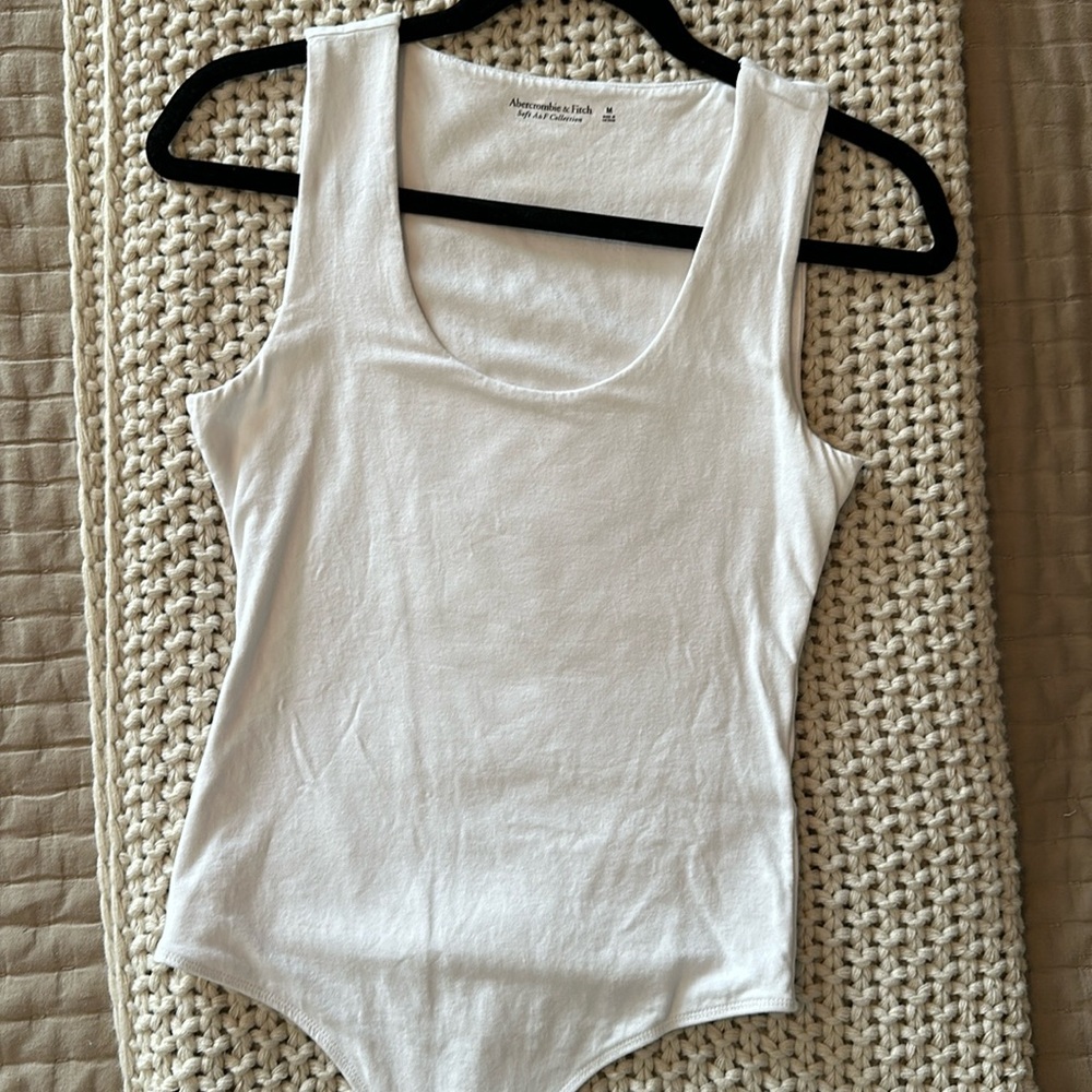 Abercrombie Scoop bodysuit tank Medium
